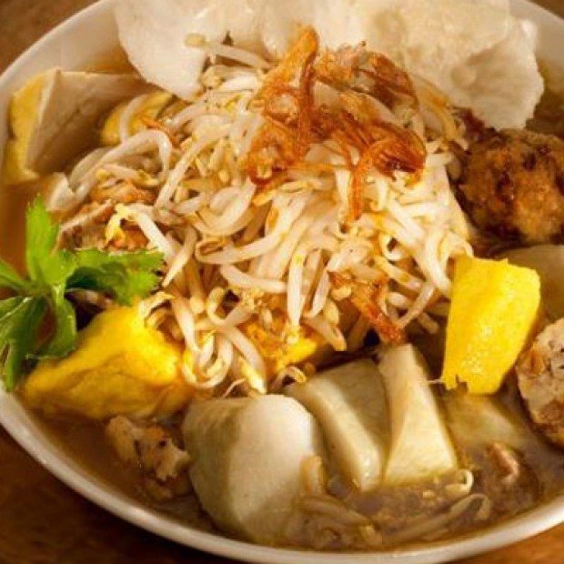 Resep Lontong Balap Khas Surabaya - Masak Apa Hari Ini?