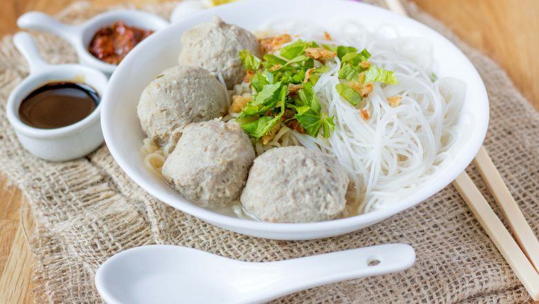 Resep Bakso Solo Asli Enak - Masak Apa Hari Ini?