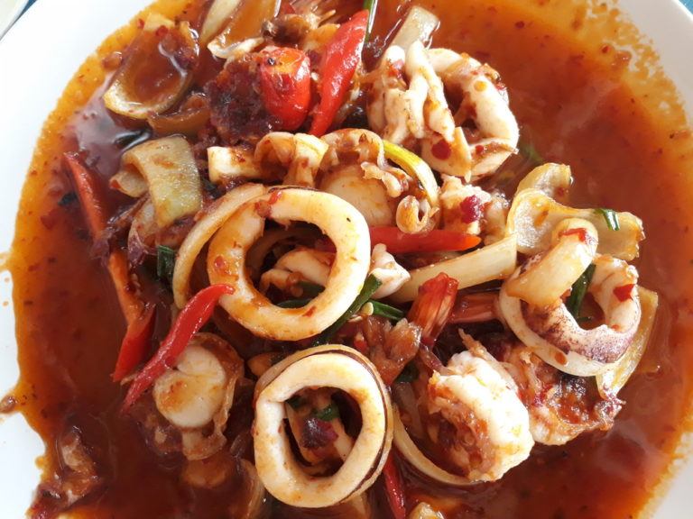 4 Inspirasi Masak Cumi Gaya Tradisional - RESEP MAKANAN MAMA