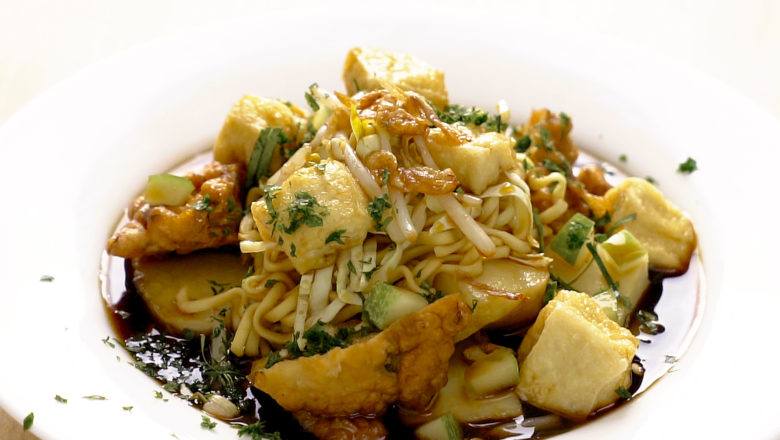 Video - Resep Tupat Tahu Solo, Rasa Manis Pedas yang Berpadu Sempurna