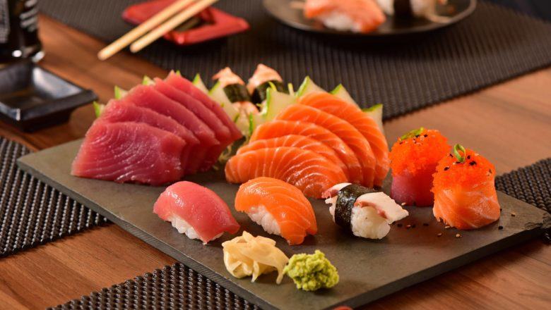 7 Cara Makan Sushi Seperti Orang Jepang Asli