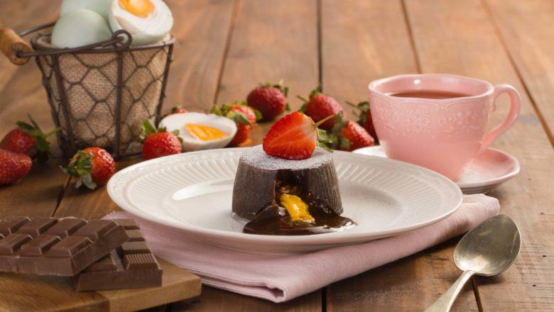 chocolate molten telur asin