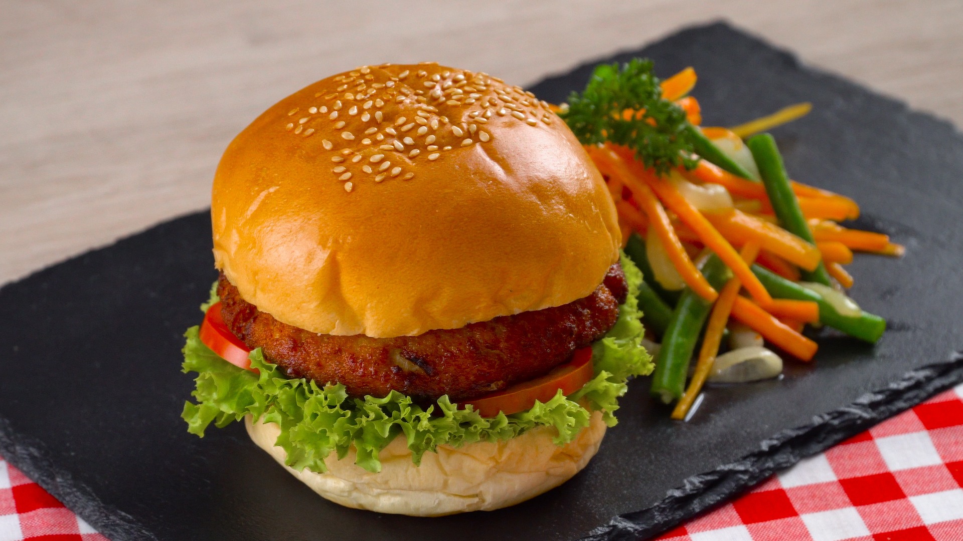 Resep Burger Rendang Tahu dan Sayuran - Masak Apa Hari Ini?