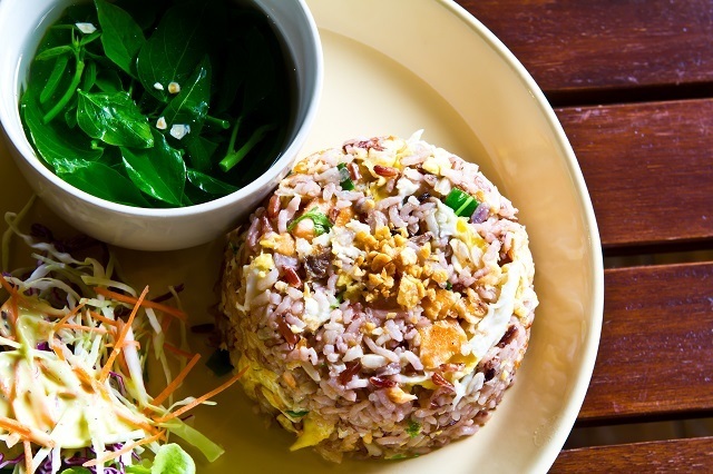 Penasaran dengãn resep nasi goreng spesial tapi bisa bikin hemat di akhir bulan 5 Resep Nasi Goreng Spesial yang Bikin Hemat di Akhir Bulan