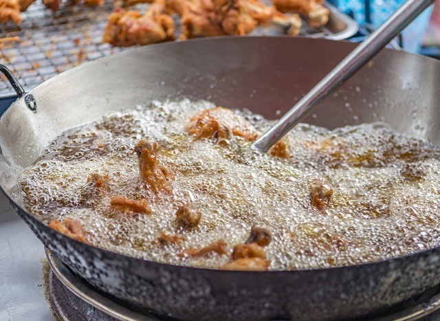 Siapkan Hal-Hal Berikut Ini agar Hasil Masak Ayam Gepuk 