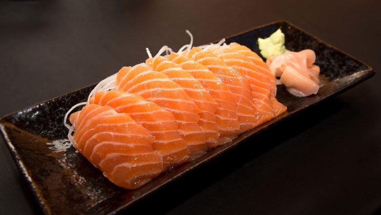 Cerita Seru di Balik Hadirnya Sushi dari Ikan Salmon