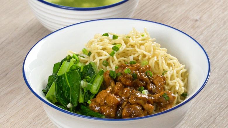 Video - Resep Mie Ayam Saus Lada Hitam, untuk Keluarga di Rumah