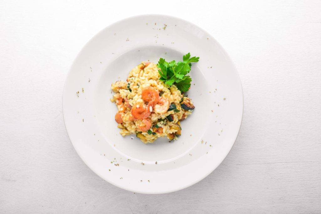 Cara membuat risotto dengan udang.