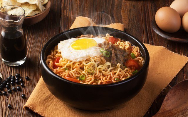 Resep Mie Rebus Minang yang Bikin Lidah Bergoyang