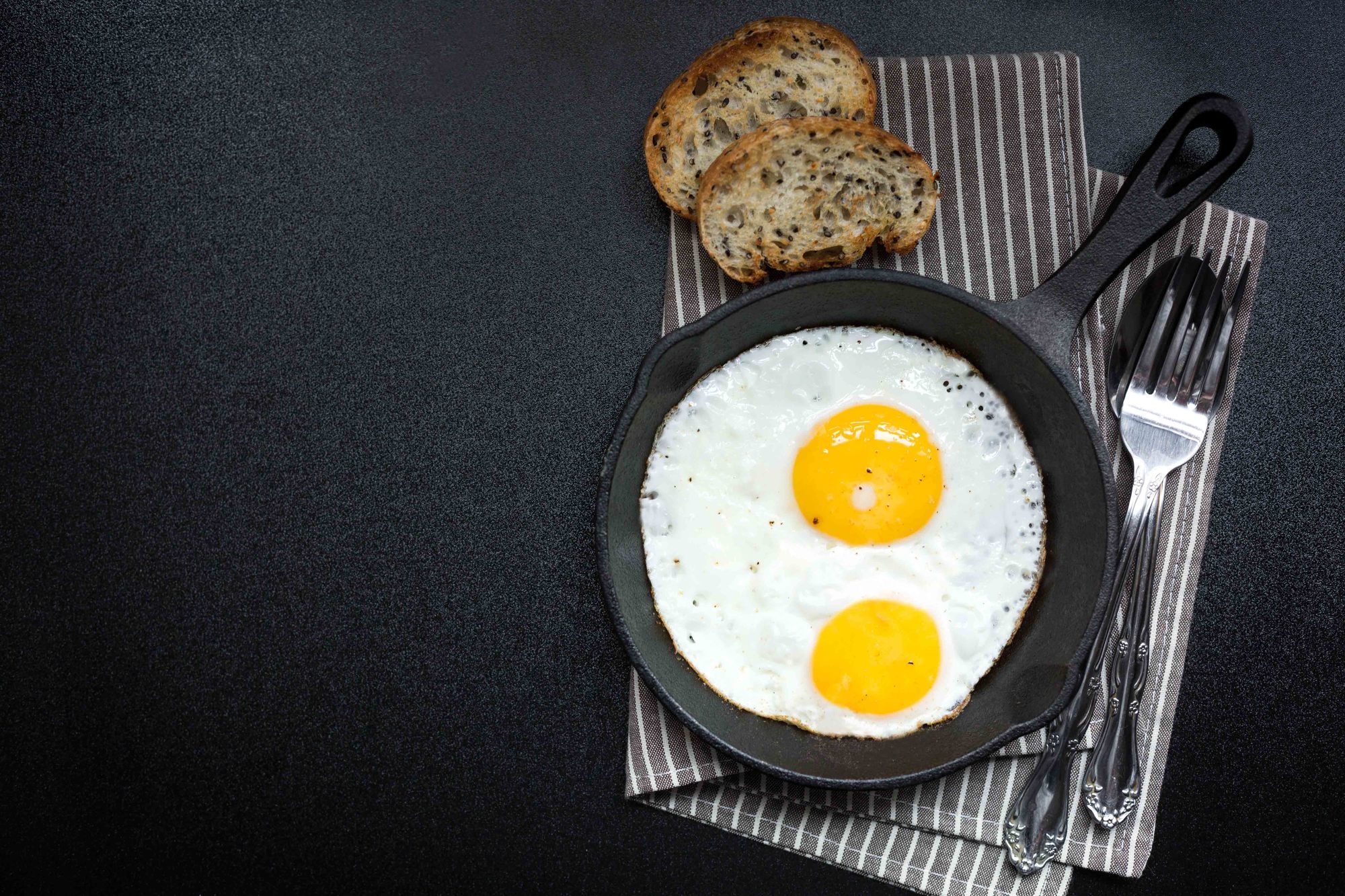 Langkah Mudah Membuat Telur Mata Sapi - Masak Apa Hari Ini?