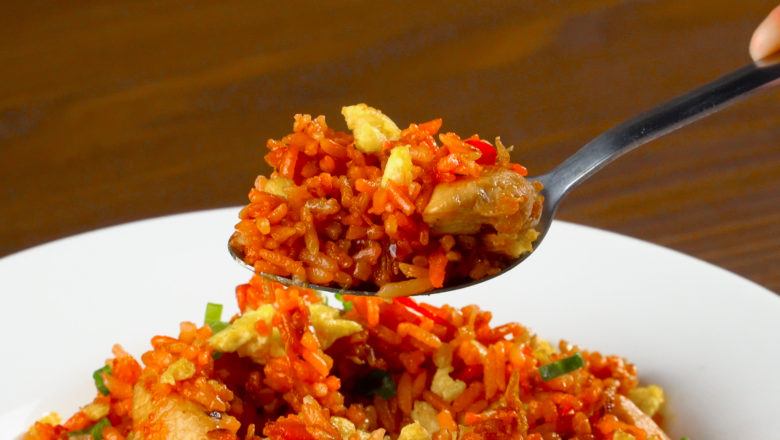 Video - Resep Nasi Goreng Merah Khas Makassar, Lezat dan Mudah Dibuat