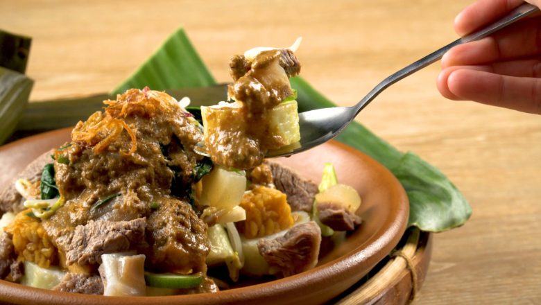 Video - Resep Rujak Cingur, Salad Eksotis Khas Jawa Timur