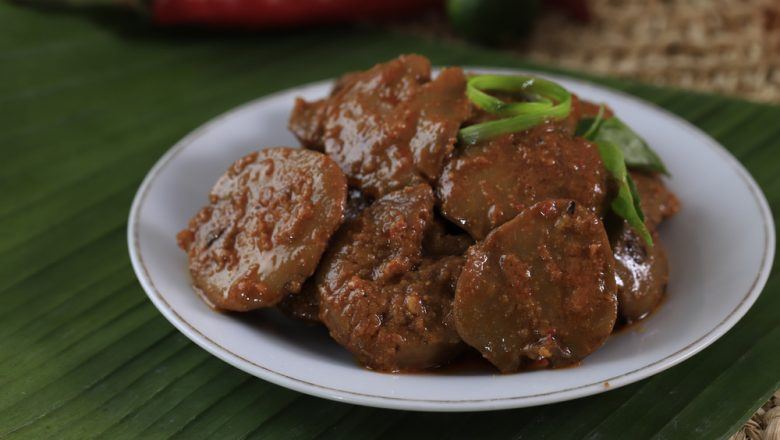 Resep Semur Jengkol Geprek, Acara Makan Bareng Jadi Lebih Seru