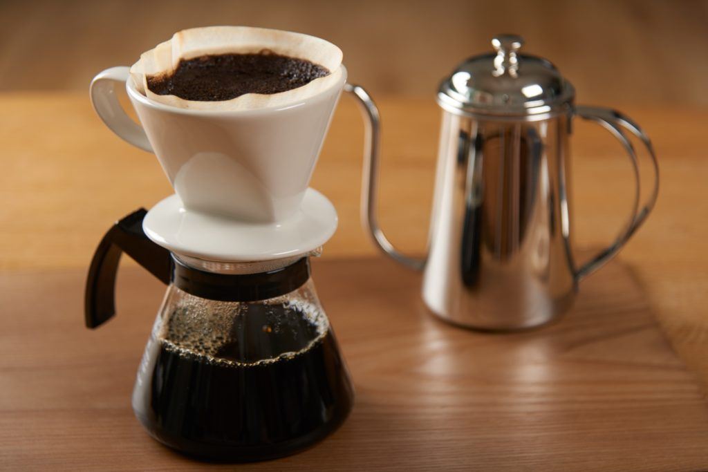 Kopi manual brew yang menghasilkan ampas kopi.