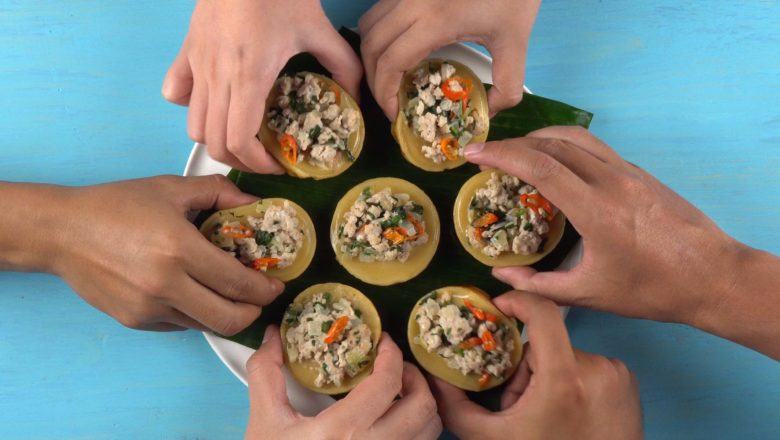 Video - Resep Kue Lumpur Gurih dengan Topping Tumisan Ayam