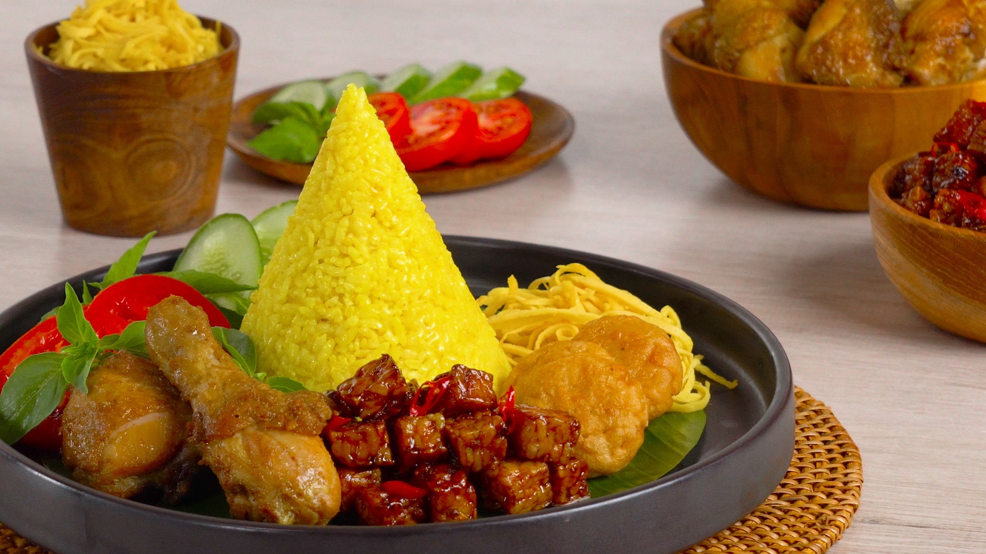 Resep Nasi  Tumpeng  Mini  untuk Hari Kemerdekaan MAHI