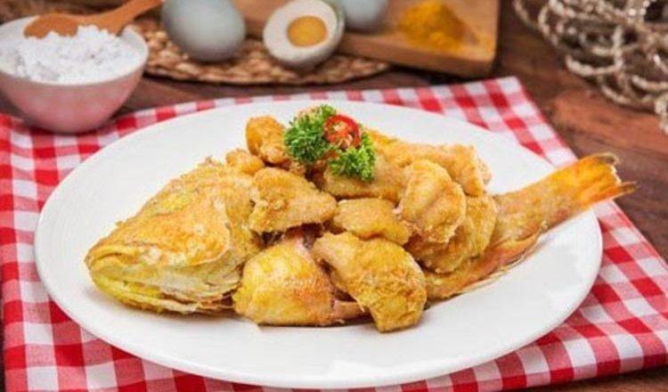  Resep  Kakap Goreng Berselimut Telur  Asin  Masak  Apa Hari Ini 