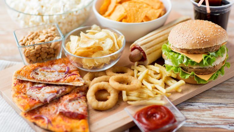 Mengenal Makanan Fast Food dan Dampaknya untuk Kesehatan