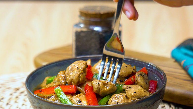 Video - Resep Ayam Lada Hitam Pedas, Cita Rasa Restoran Untuk Akhir Pekan