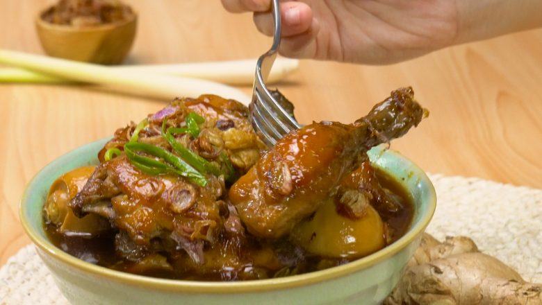 Video - Resep Semur Ayam Kecap Sederhana dan Bumbunya Meresap
