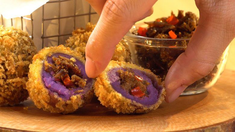 Video - Resep Bola Ubi Ungu Isi Sambal Roa untuk Takjil Ramadan