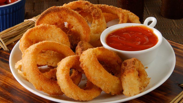 Resep Onion Ring Sambal Tomat, Camilan Enak Untuk Teman Nonton