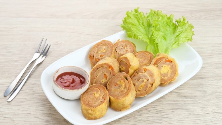 Resep Chicken Egg Roll Sederhana Ala Rumahan