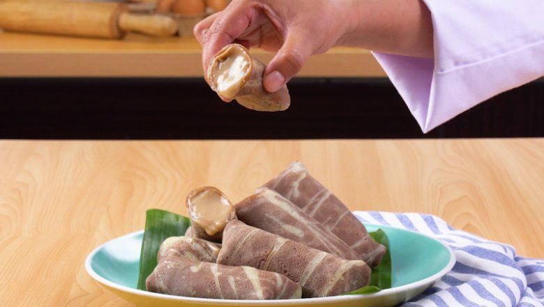 Video - Resep Kue Dadar Gulung Milk Tea yang Manis dan Legit