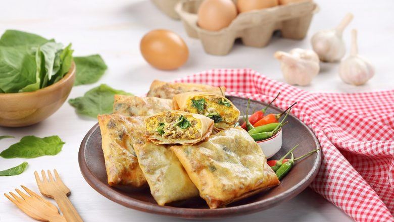 Resep Martabak Telor Daging Bayam, Camilan Gurih yang Bikin Nagih