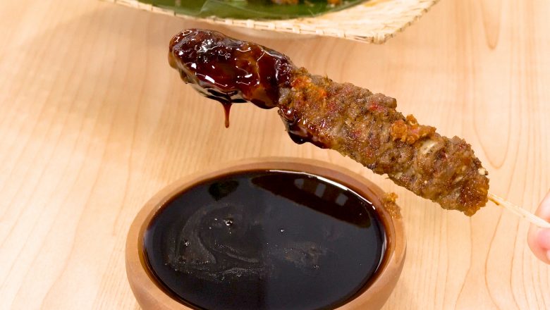 Video - Resep Sate Daging Sapi Bumbu Kelapa, Gurih dan Bikin Nagih