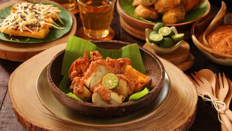 Resep Batagor Tanpa Ikan Saus Asam Pedas