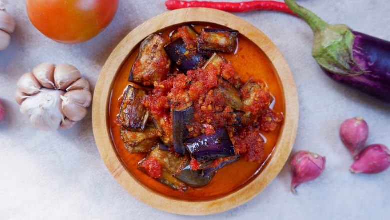 Resep Sambal Terong Penyet Ikan Jambal, Lauk Sederhana Bikin Ketagihan