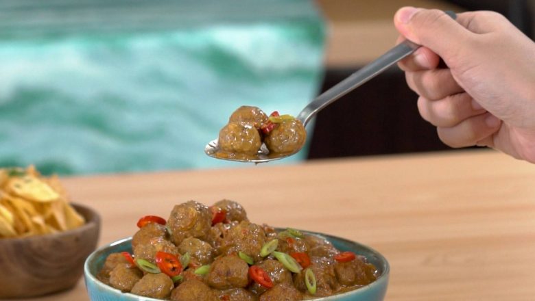 Video - Cara Masak Semur Ayam Printil, Inspirasi Baru Masakan Bola Daging