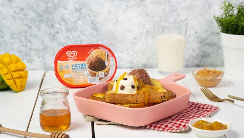 Resep French Toast with Ice Cream & Mango Sauce, Kreasi Dessert a la Café yang Mudah Dibuat
