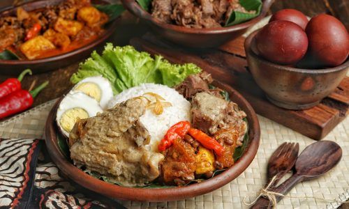 Resep gudeg untuk pencinta sayur nangka muda.