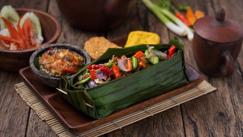 Video - Resep Nasi Bakar Ikan Teri, Nikmat Disantap Hingga Ludes