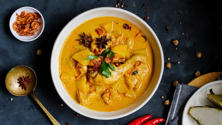 Resep Opor Ayam Jawa untuk Ide Sahur Praktis