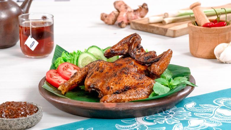 Video - Resep Ayam Bekakak Khas Sunda, Hidangan Istimewa untuk Momen Spesial