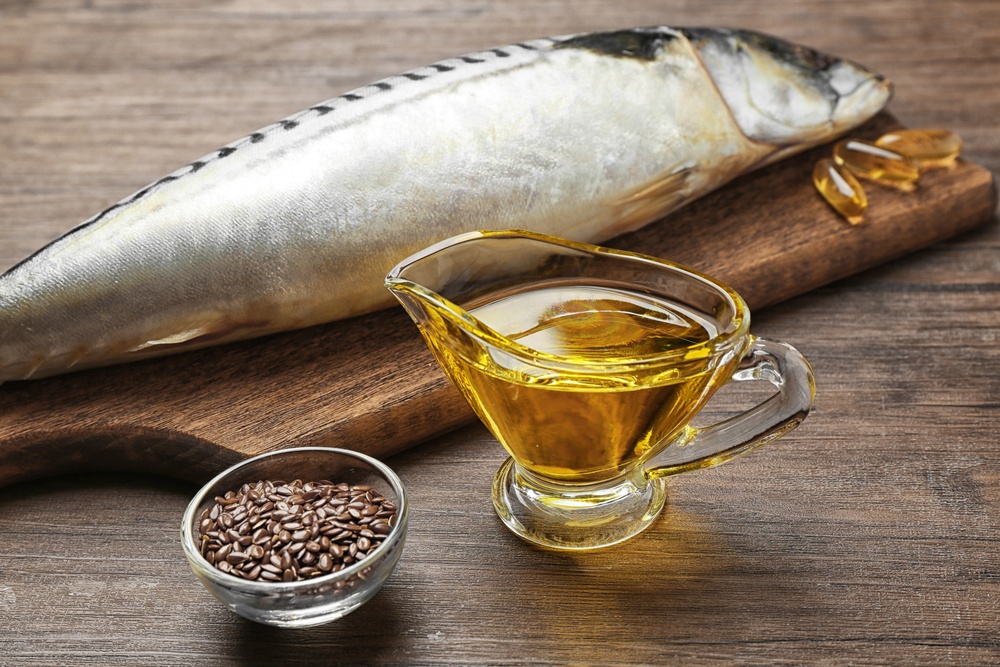 Ikan dan hasilnya yaitu manfaat minyak ikan.
