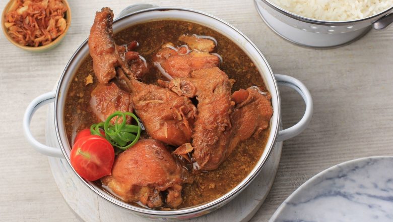 Resep Semur Ayam Kecap Mudah yang Nikmat dan Praktis