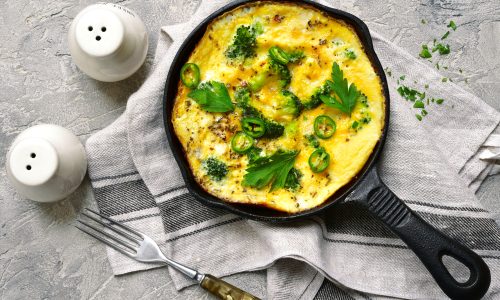 Cara membuat telur dadar kaya gizi untuk menu MPASI