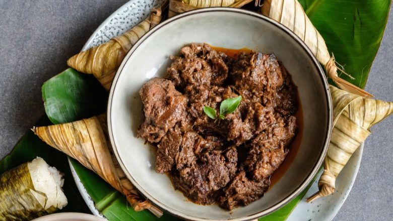 Resep Rendang Daging Sapi Empuk dan Kaya Bumbu