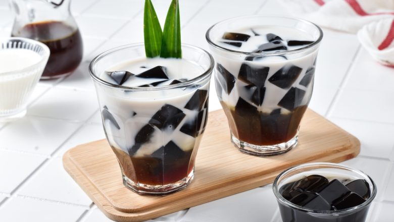 Resep Es Cincau Gula Aren, Segar dan Kaya Serat yang Menyehatkan