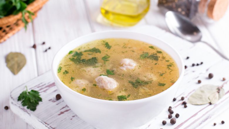Resep Bakso Ayam Kenyal, Gurih, dan Mudah