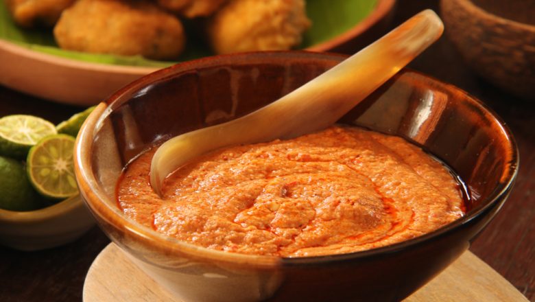 Resep Sambal Kacang Untuk Gorengan, Dijamin Bikin Nagih
